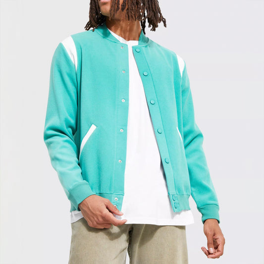 Kurtka z materiału syntetycznego z zatrzaskami