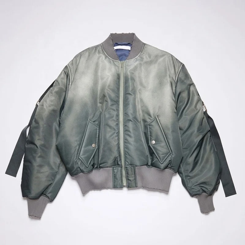 Bomberka z połyskującego materiału syntetycznego